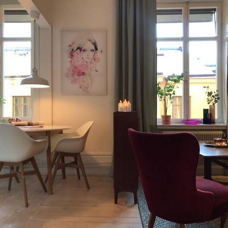 Bohemian And Light One Room Apartment In Sofo 31Sqm Стокхолм Екстериор снимка