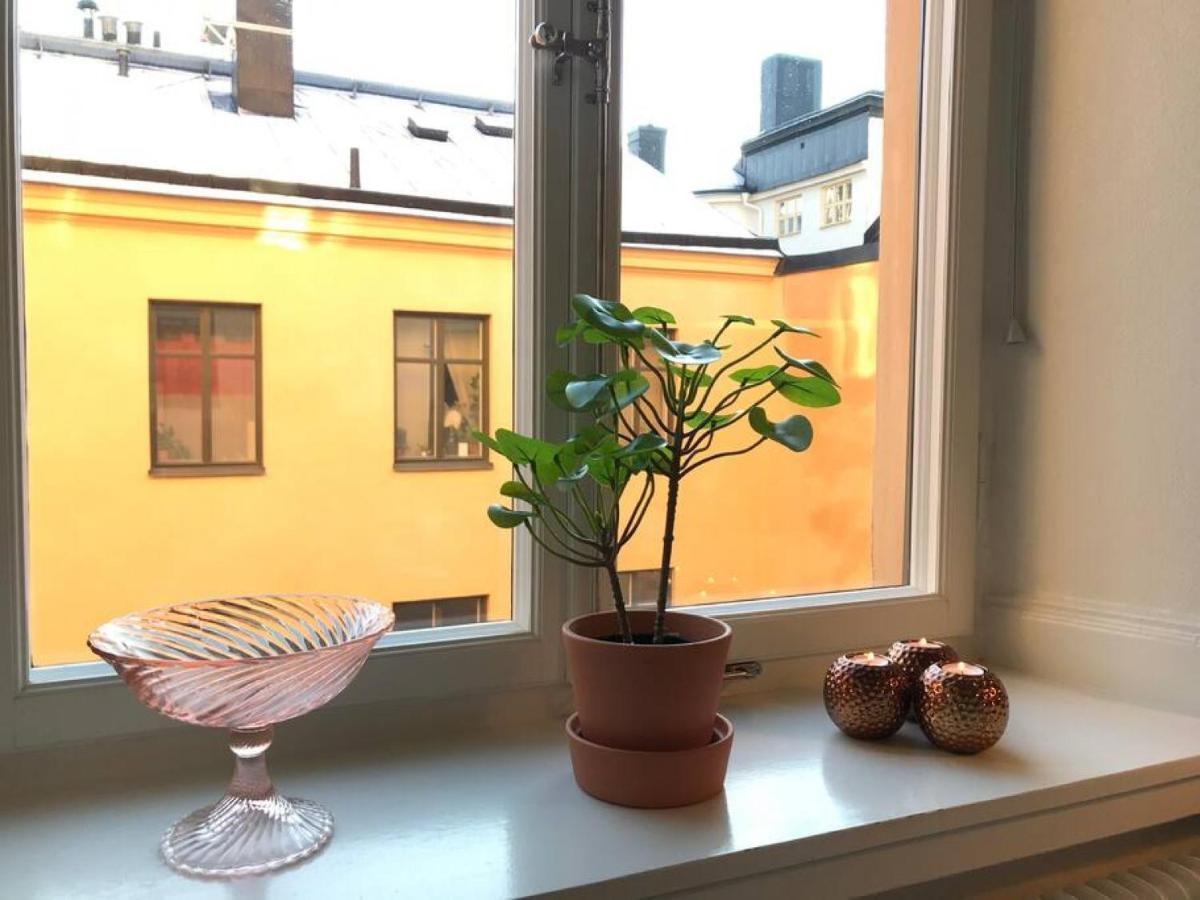 Bohemian And Light One Room Apartment In Sofo 31Sqm Стокхолм Екстериор снимка
